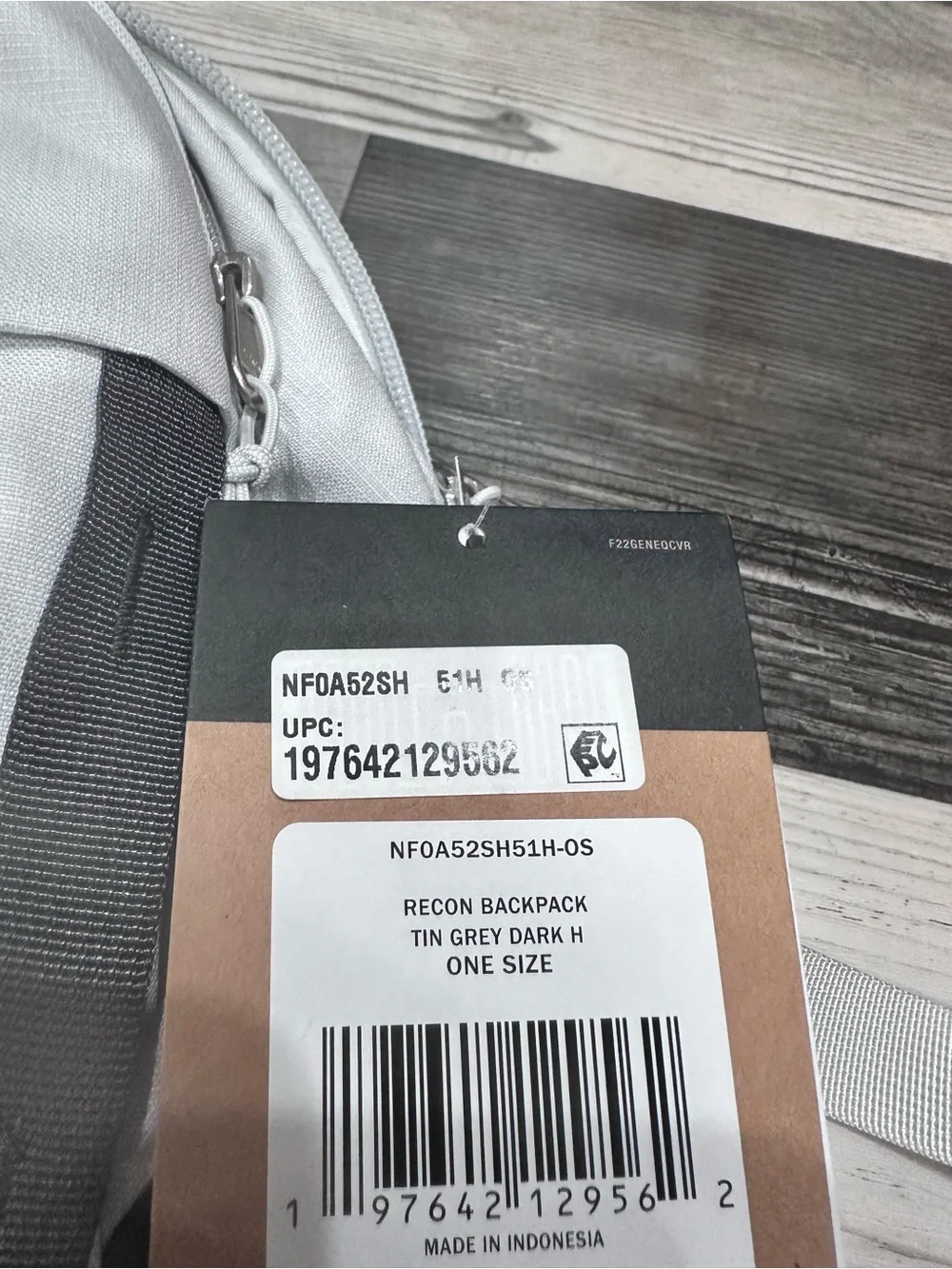 THE NORTH FACE Recon Backpack, Tin Grey Dark Heather/TNF Black NPF, One Size